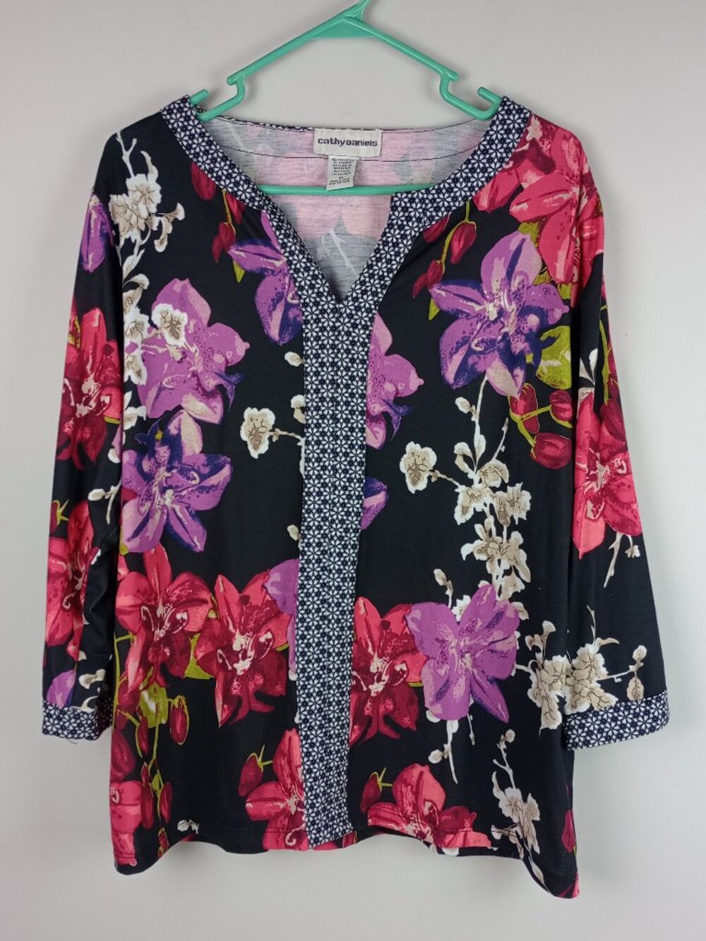 Cathy Daniels Womens XL Black Pink Purple Floral 3/4 Sleeve Tunic Blouse Shirt